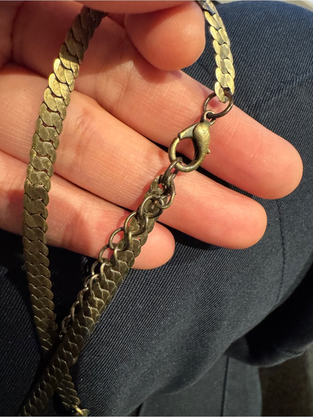 Vintage Brass Bow Heart Statement Necklace - Antique Gold - Picture 7 of 10